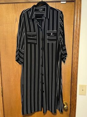 Navabi Black and White Vertical-Stripe Midi Shirt Dress